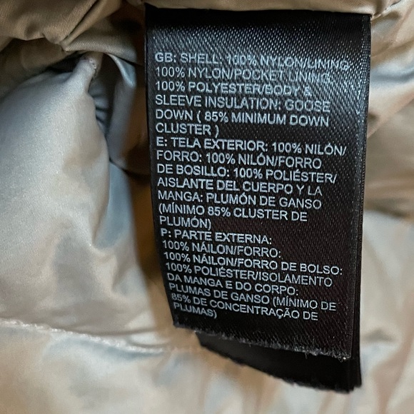 The North Face Karokora 700 Fill Down Parka - Picture 3 of 15